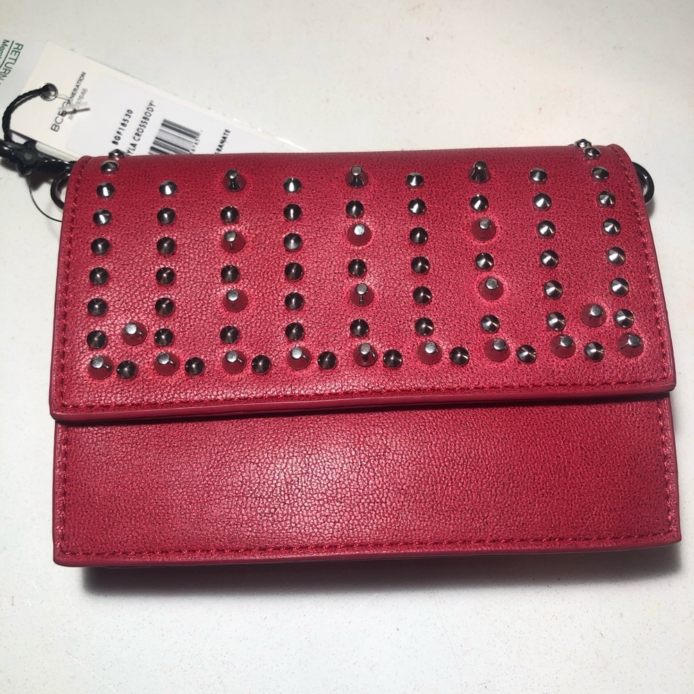 RED BCBG SHEYLA CROSSBODY HANDBAG!!